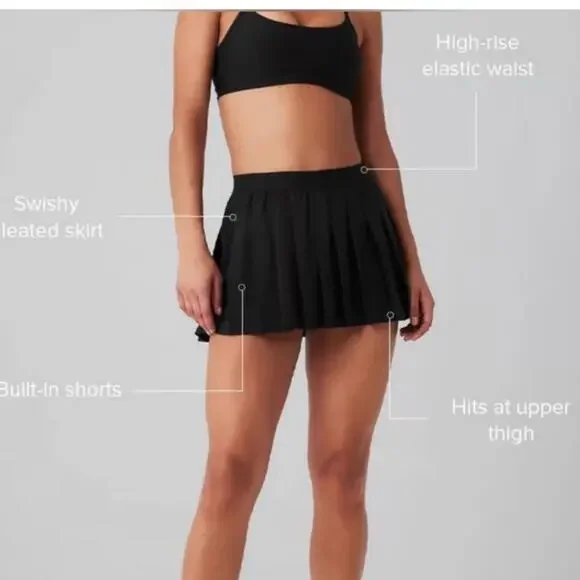 Alo varsity pleated tennis skirt in black.  Size M.  Perfect condition. - Picture 4 of 5